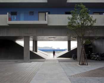 OPEN Architecture Stepped Courtyards