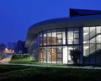 OPEN Architecture Gehua Youth and Cultural Center